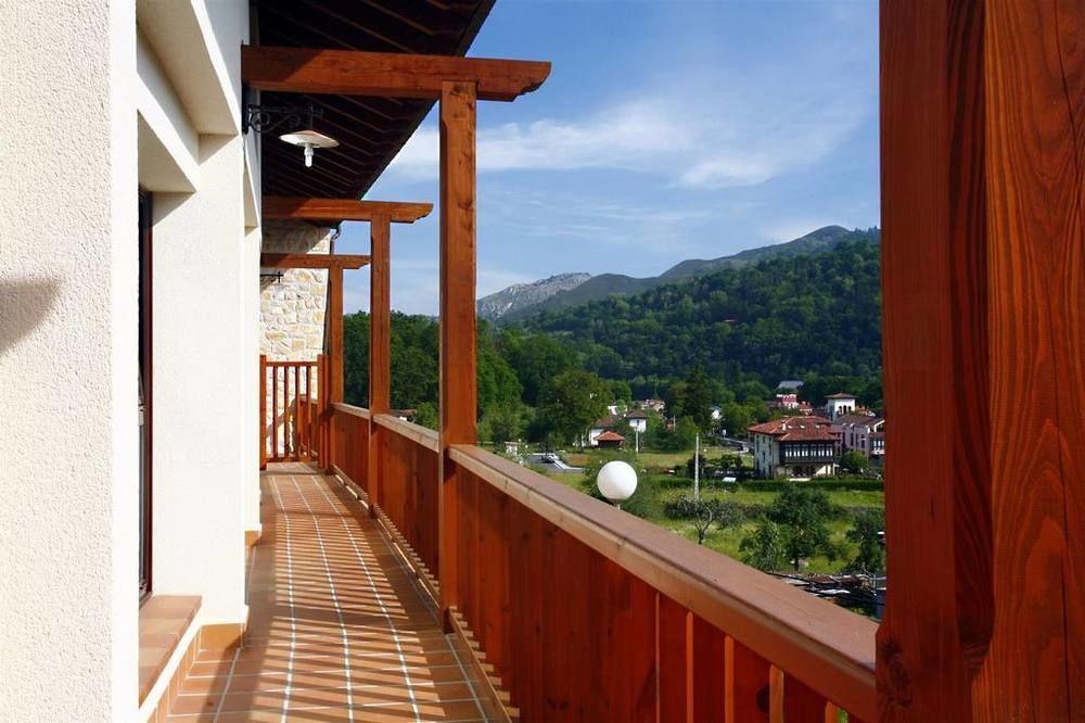 Apartamentos Aldea Del Puente Onís Zewnętrze zdjęcie