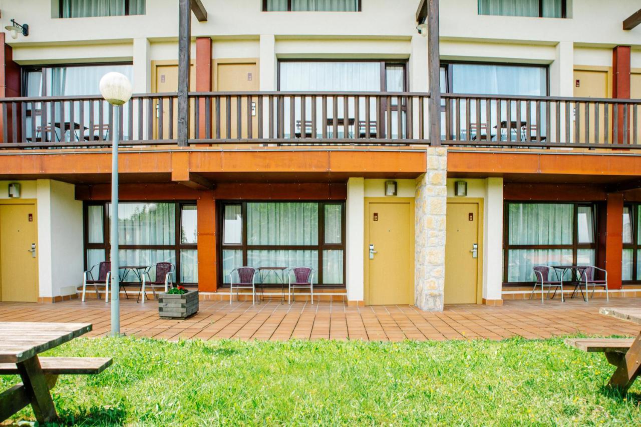 Apartamentos Aldea Del Puente Onís Zewnętrze zdjęcie